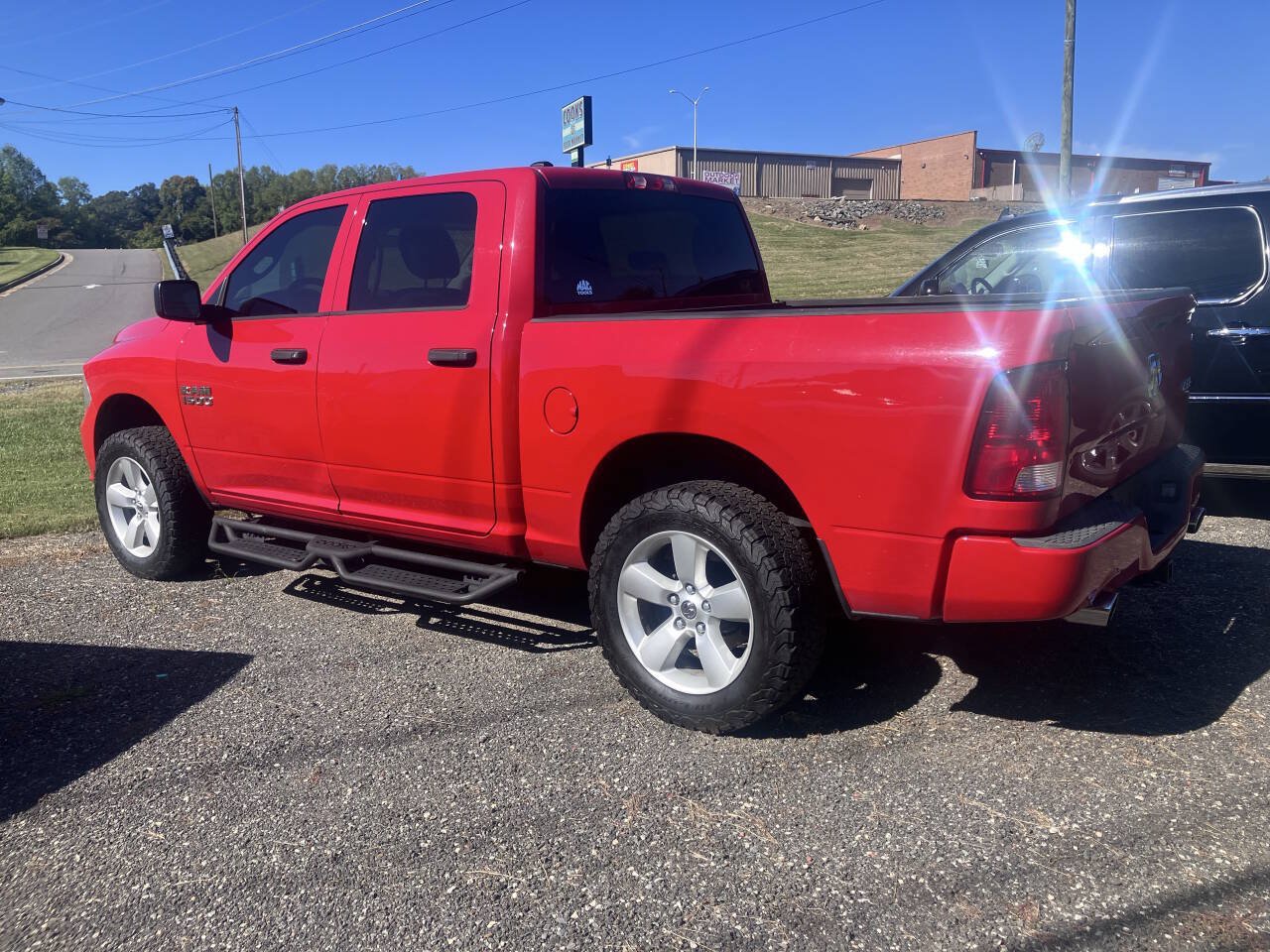 Used 2016 RAM 1500 Express w/ Popular Equipment Group AWD/4WD image 4