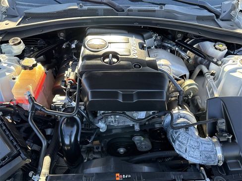 Used 2023 Chevrolet Camaro LT image 33