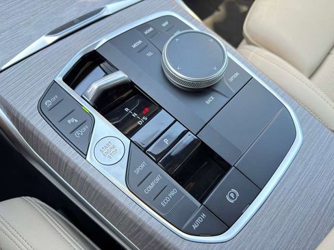 New 2026 BMW 330i Sedan w/ Convenience Package RWD image 22