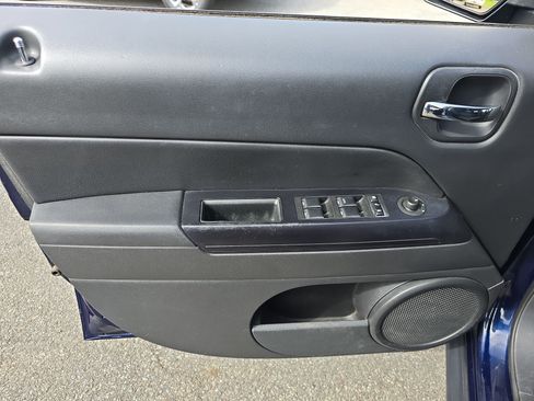Used 2016 Jeep Patriot Sport w/ Power Value Group FWD image 16