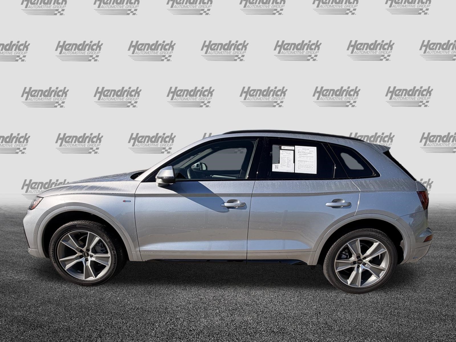Certified 2025 Audi Q5 2.0T Premium w/ Convenience Plus Package AWD/4WD image 7