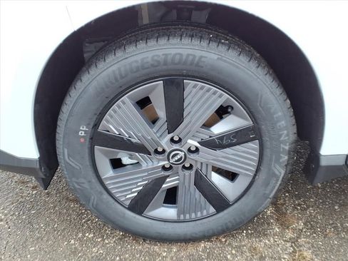 New 2025 Nissan Murano SL AWD/4WD image 10