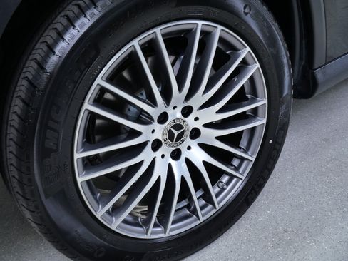 Certified 2026 Mercedes-Benz GLC 300 4MATIC image 13