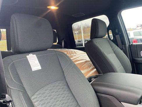 New 2026 RAM 2500 Big Horn AWD/4WD image 29