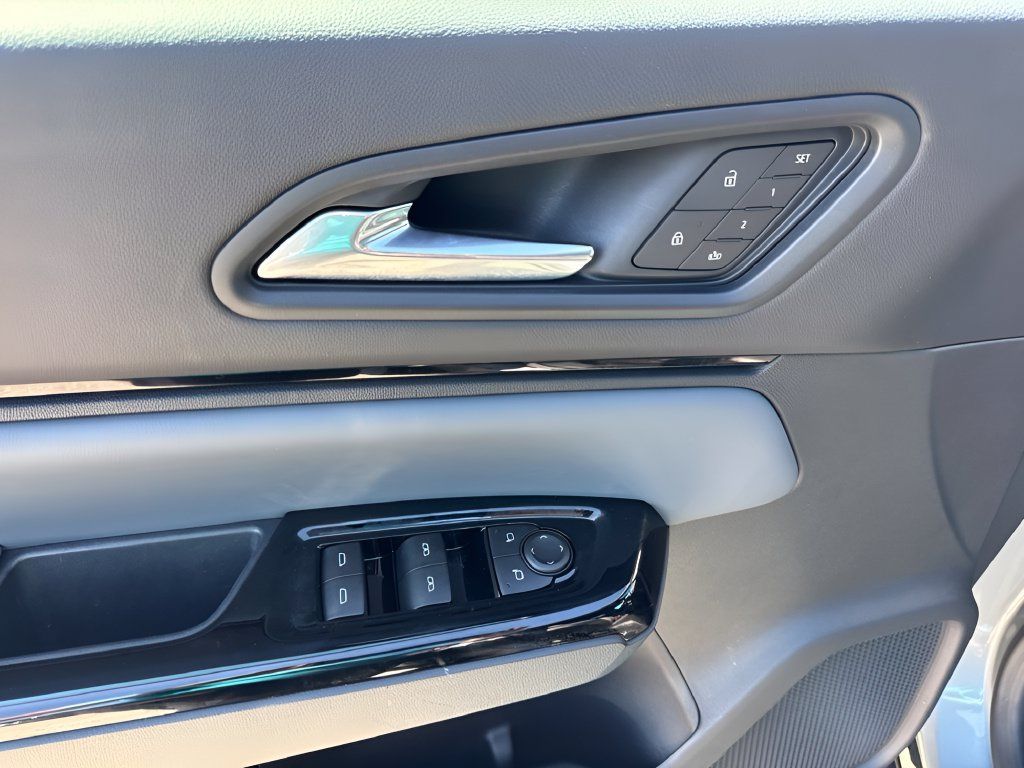 Used 2025 Honda Prologue Touring image 24