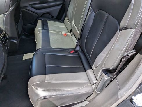 Used 2023 Jeep Grand Cherokee Limited AWD/4WD image 25