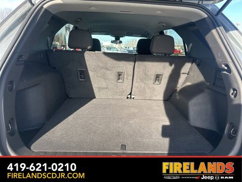 Used 2023 Chevrolet Equinox LT image 10