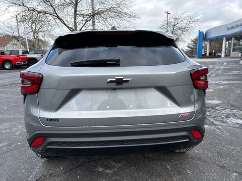 New 2026 Chevrolet Trax RS w/ Sunroof Package image 6