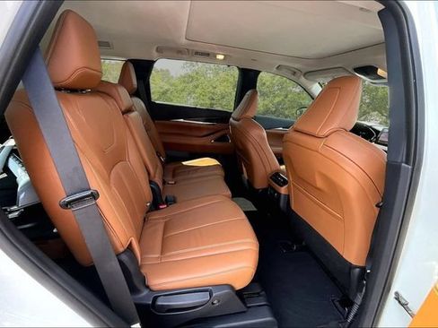 Used 2025 INFINITI QX60 Sensory w/ Cargo Package AWD/4WD image 25
