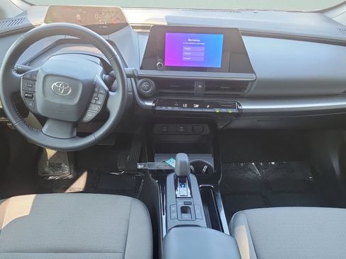 Certified 2024 Toyota Prius LE FWD image 11