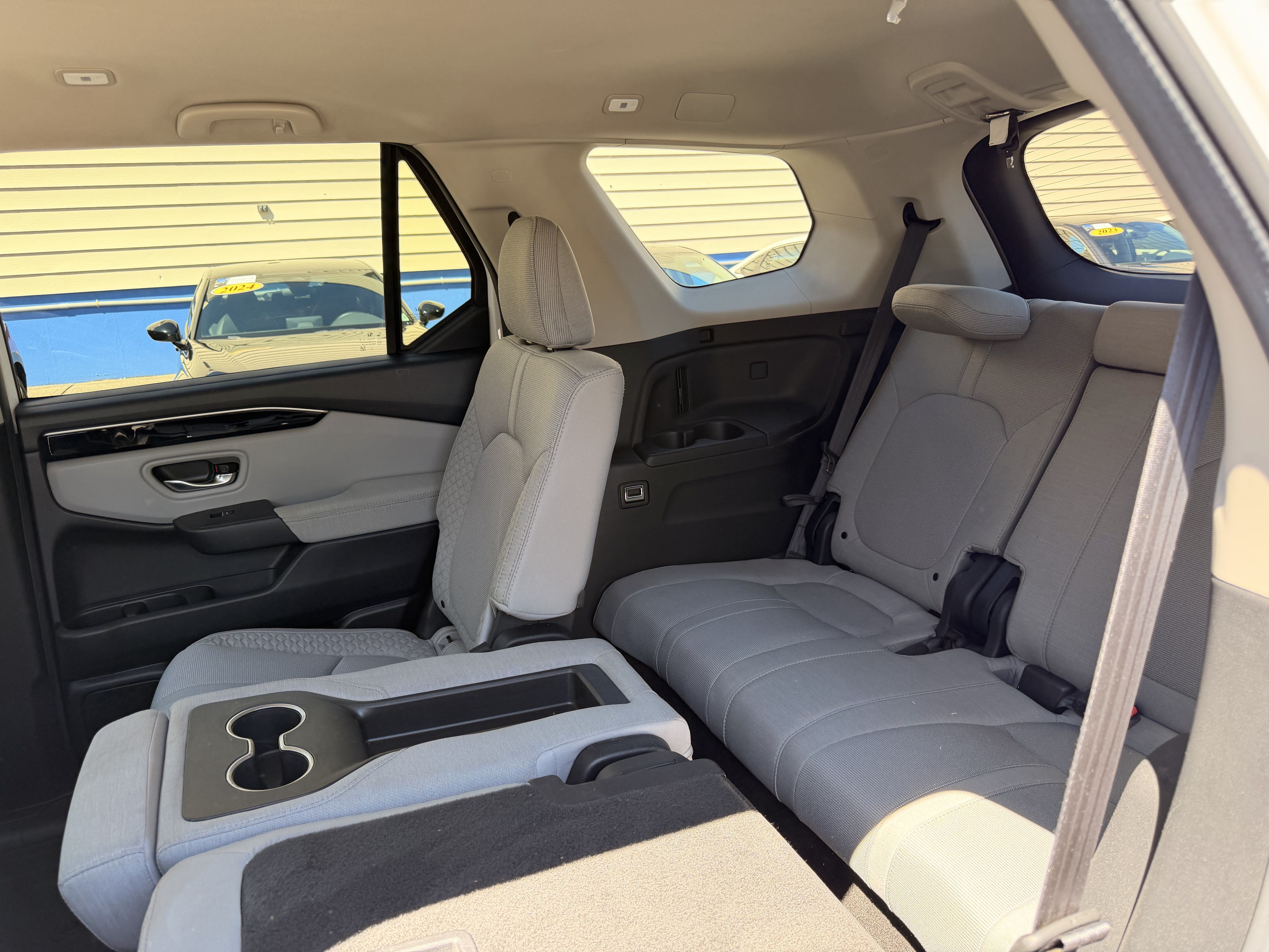 Certified 2024 Honda Pilot LX image 25