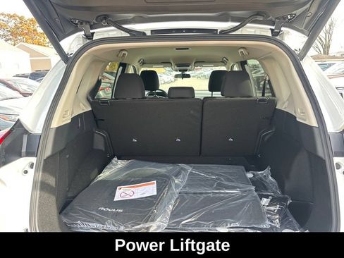 Used 2026 Nissan Rogue SV AWD/4WD image 34