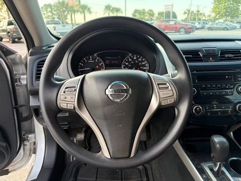 Used 2014 Nissan Altima 2.5 S FWD image 15