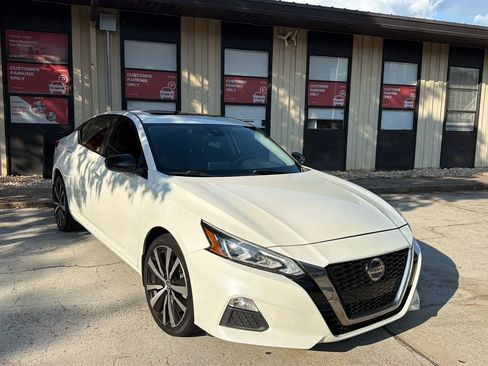 Used 2020 Nissan Altima 2.5 SR w/ Premium Package AWD/4WD image 7