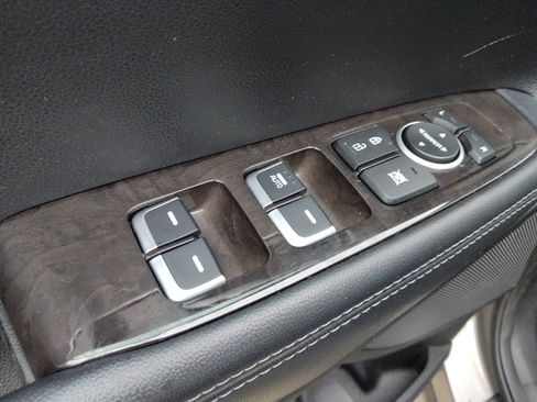 Used 2018 Kia Sorento AWD image 27