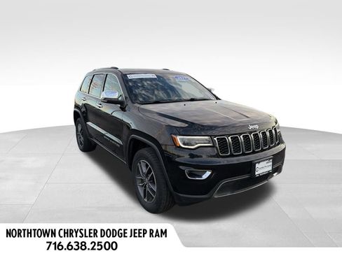 Used 2017 Jeep Grand Cherokee Limited w/ Luxury Group II image 1