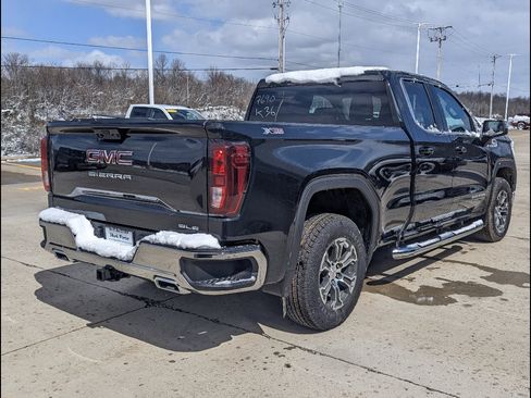 New 2026 GMC Sierra 1500 SLE w/ X31 Off-Road Package image 7