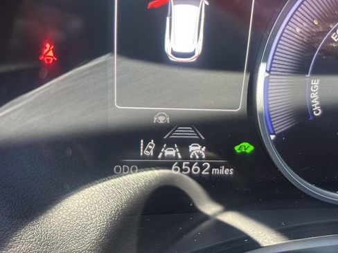 Used 2025 Lexus NX 350h AWD w/ Premium Package image 12