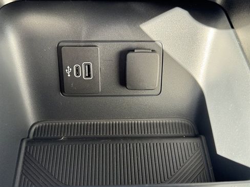 New 2026 Ford Explorer Active image 18