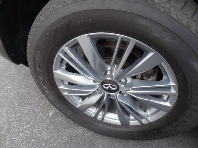 Used 2022 INFINITI QX80 Luxe w/ Cargo Package AWD/4WD image 14