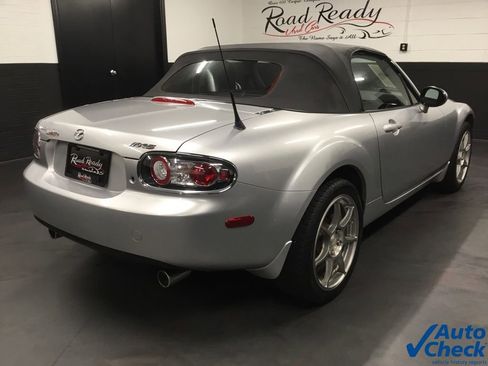 Used 2006 MAZDA MX-5 Miata Touring image 21