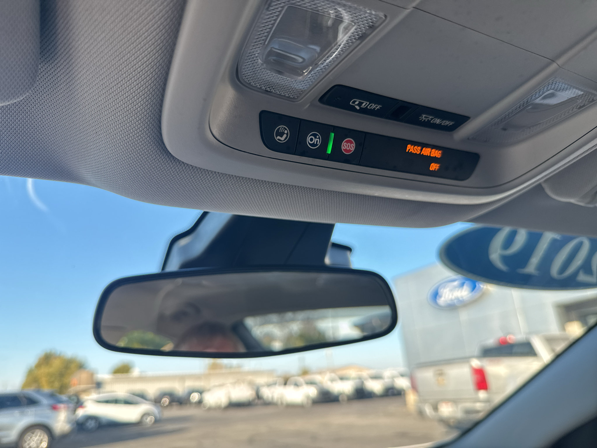 Used 2019 Chevrolet Volt LT w/ Comfort Package FWD image 10