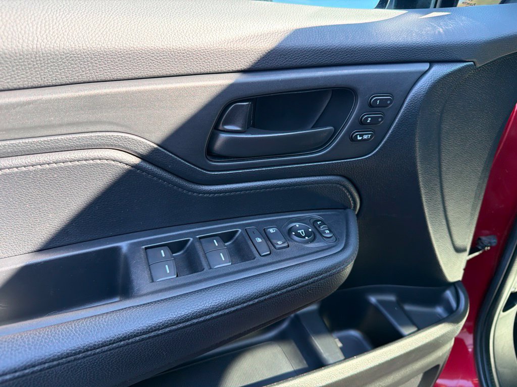 Used 2023 Honda Odyssey Sport image 28