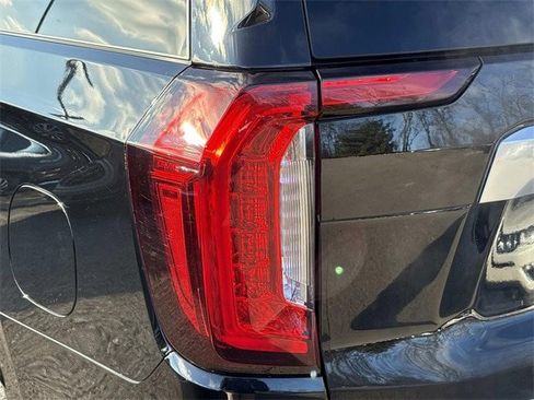 Used 2022 GMC Yukon XL Denali w/ Max Trailering Package image 11