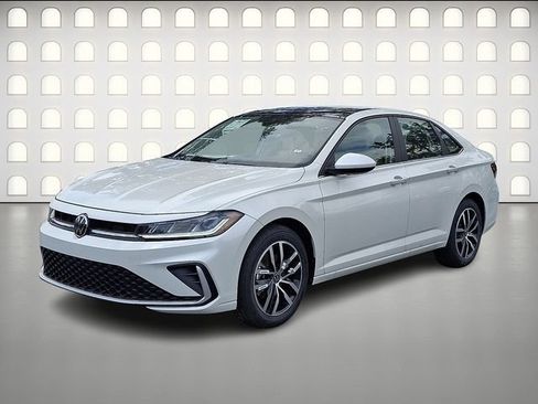 New 2026 Volkswagen Jetta SE FWD image 2