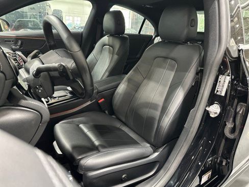 Used 2021 Mercedes-Benz CLA 250 4MATIC image 5