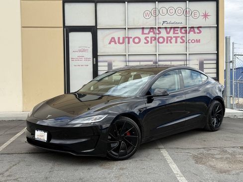 Used 2024 Tesla Model 3 Performance AWD/4WD image 4