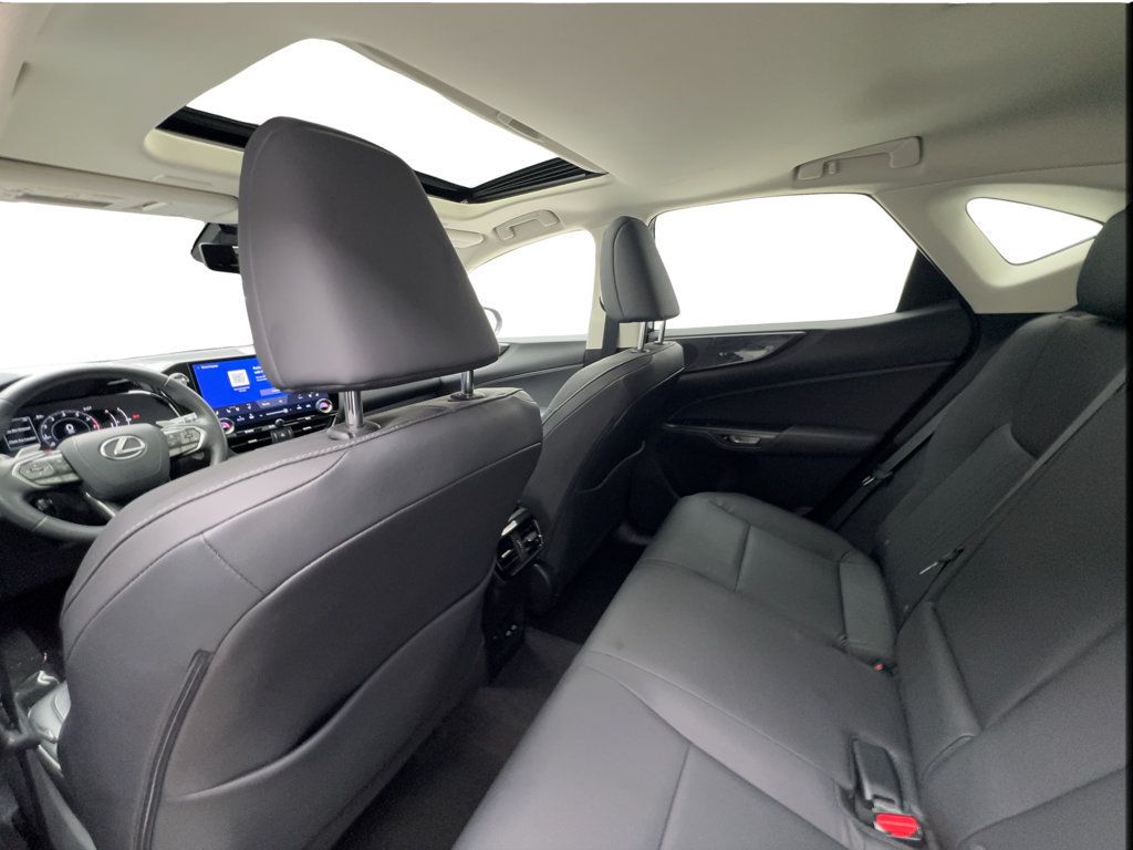 Used 2023 Lexus NX 350 AWD image 25