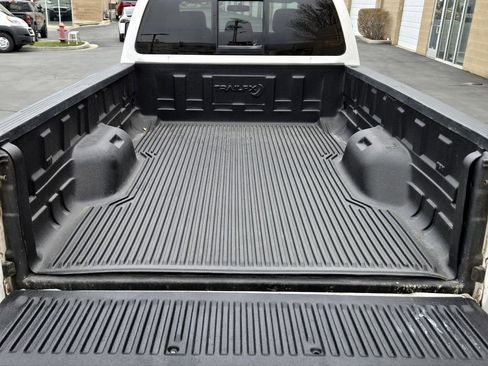 Used 2014 Ford F450 Platinum image 9