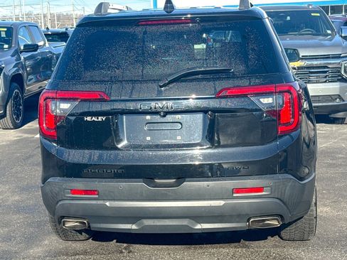 Used 2021 GMC Acadia SLT w/ Elevation Edition image 6