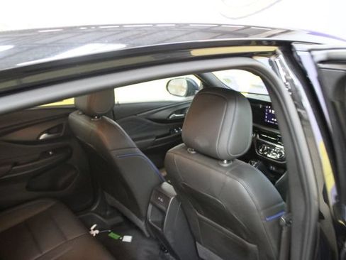 Used 2024 Buick Envista Sport Touring FWD image 10