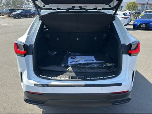New 2026 Lexus NX 350h AWD w/ Premium Package image 19