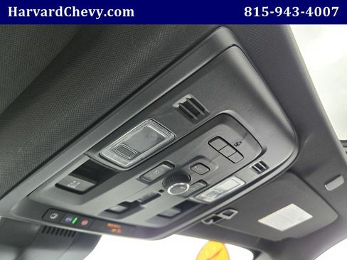 Certified 2024 Chevrolet Suburban High Country AWD/4WD image 13