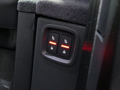 Used 2025 Audi Q7 3.0T Prestige w/ Prestige Package image 43