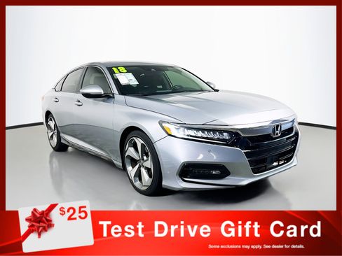 Used 2018 Honda Accord Touring image 1