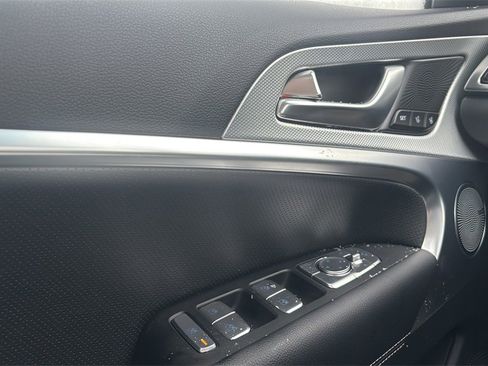 New 2026 Genesis G70 2.5T Prestige image 16