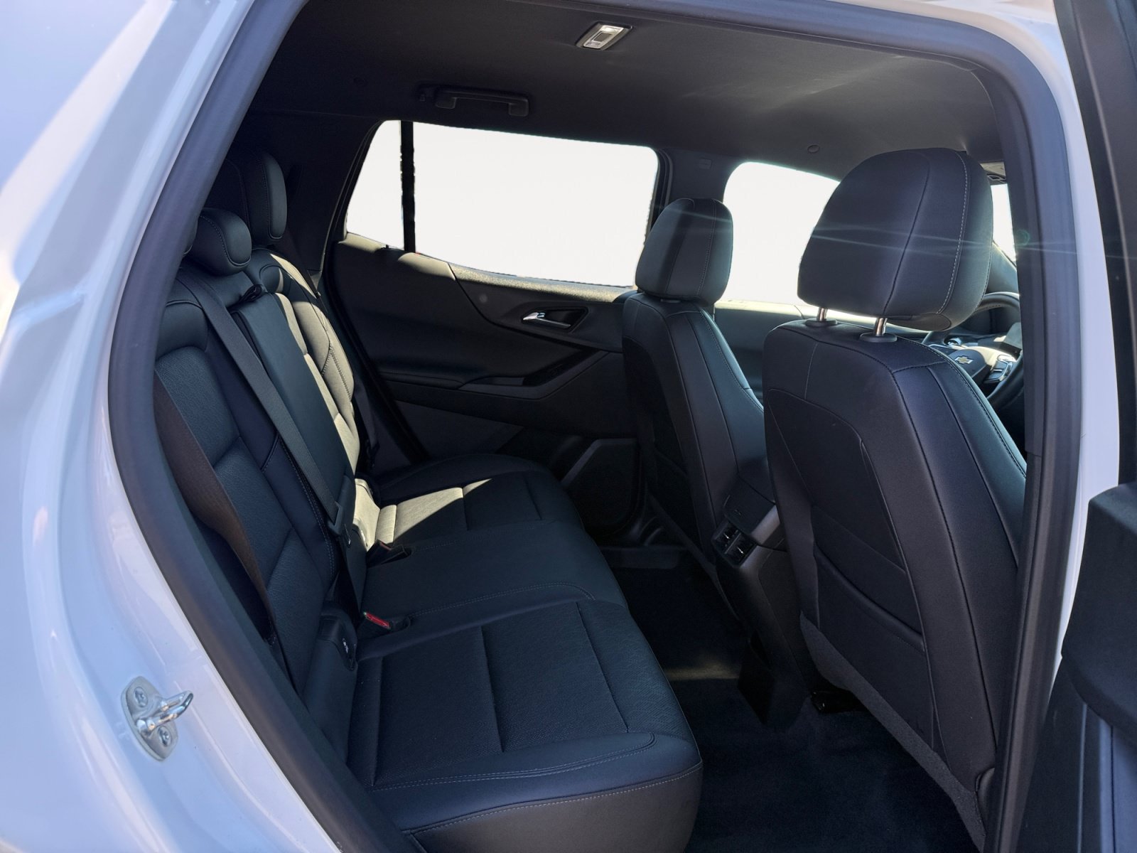 Used 2025 Chevrolet Equinox LT w/ Convenience Package II FWD image 18