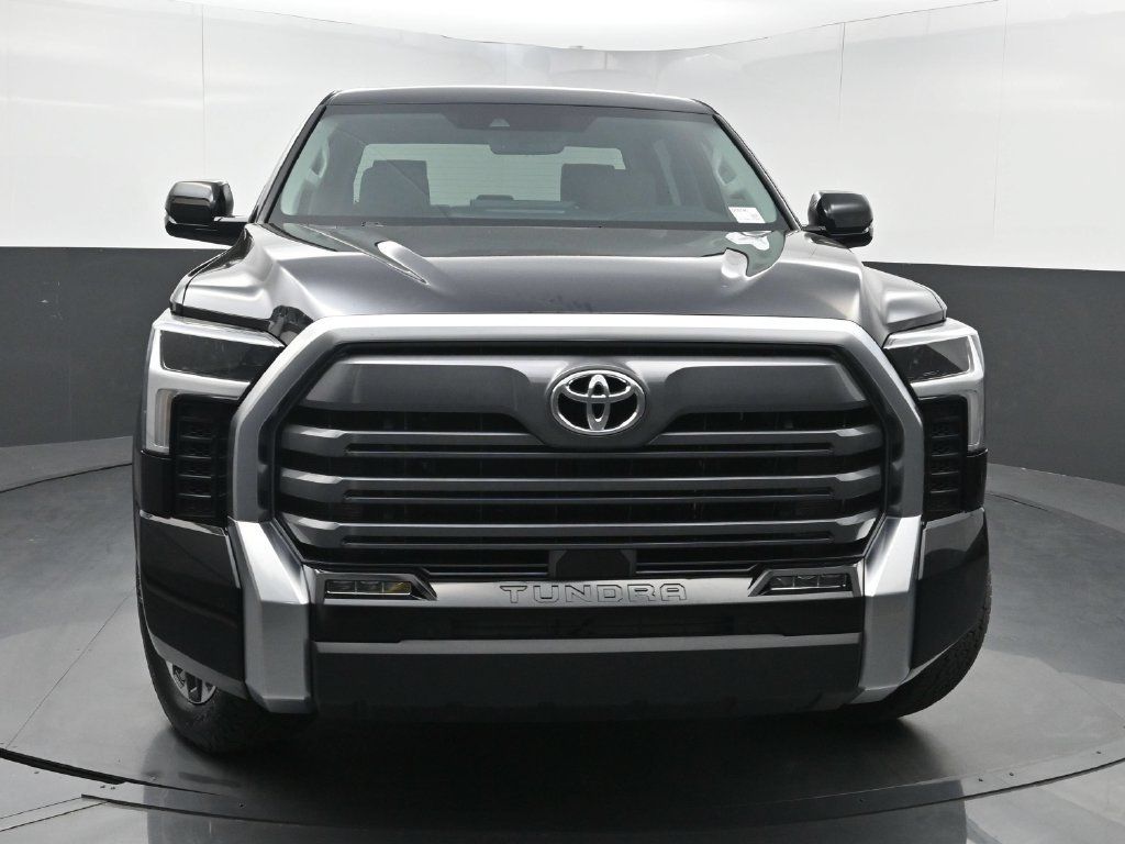 Used 2024 Toyota Tundra Limited w/ Power Package AWD/4WD image 43