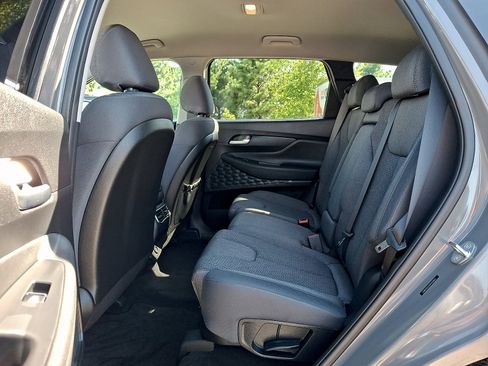 Used 2023 Hyundai Santa Fe SE AWD/4WD image 10