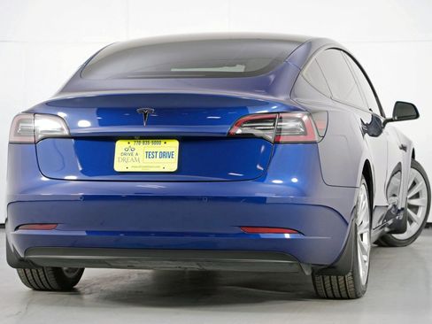 Used 2022 Tesla Model 3 image 5