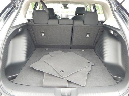 Used 2024 Honda HR-V LX image 16