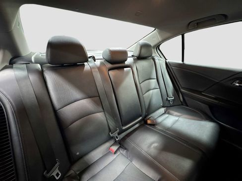Used 2014 Honda Accord Touring image 26