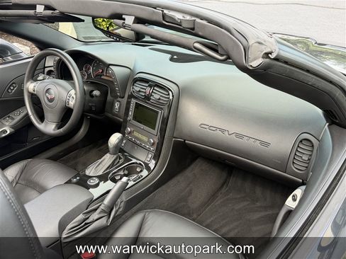 Used 2009 Chevrolet Corvette Coupe w/ Preferred Equipment Group RWD image 18