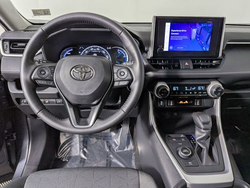 Certified 2024 Toyota RAV4 XLE w/ Convenience Package image 22