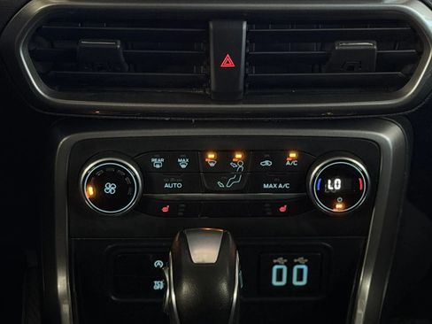 Used 2021 Ford EcoSport SE w/ SE Convenience Package image 37