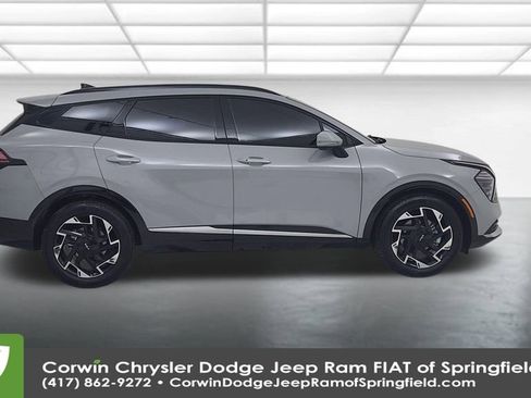 Used 2023 Kia Sportage SX image 16